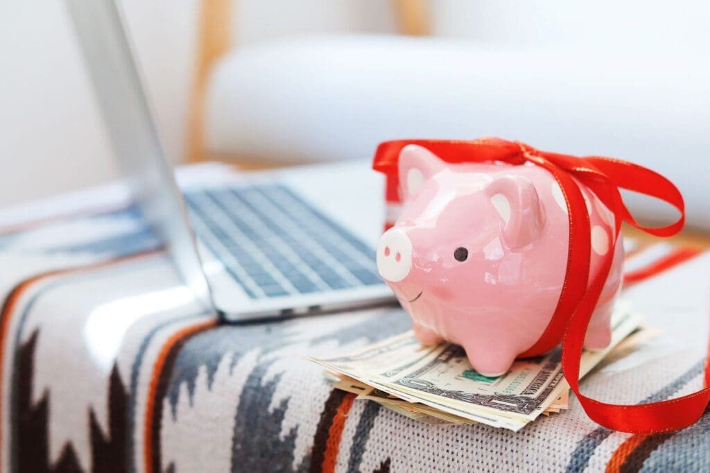 piggy-bank-and-money as a gift