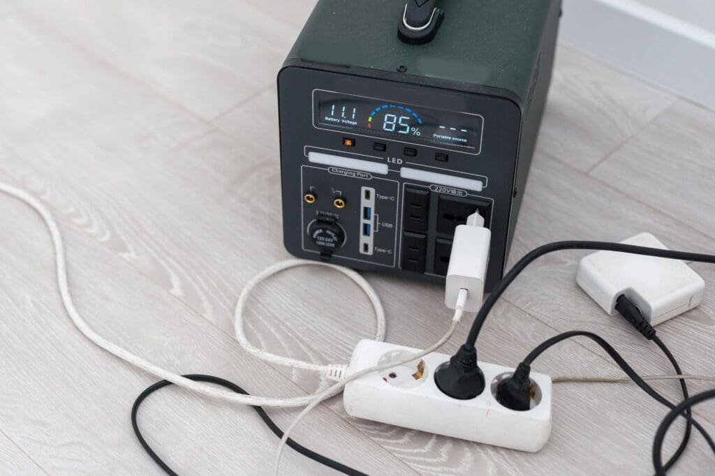 charging-station-generator-power-bank-battery-with-an-extension-cable