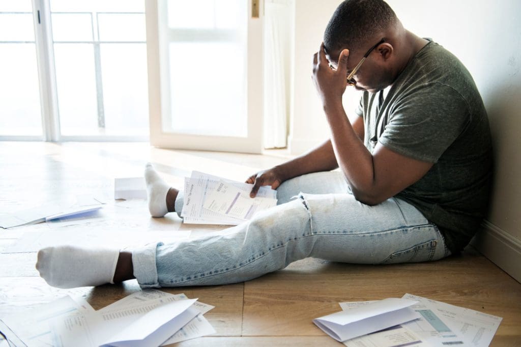 Digital Lenders: Pros, Cons and How to Protect Yourself